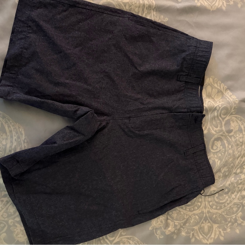 Under Armour Men's Navy Flat-Front Performance Shorts